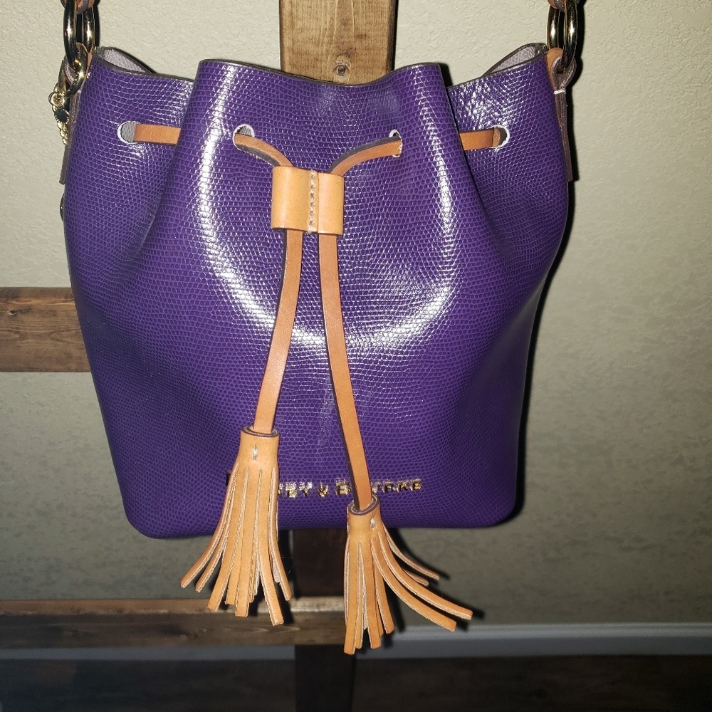 Dooney and Bourke bucket bag